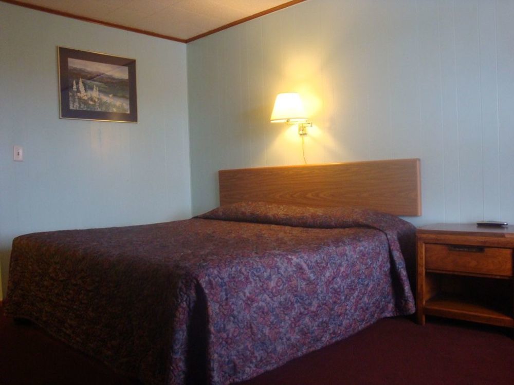 Currys Motel By Oyo Saginaw Mi الغرفة الصورة