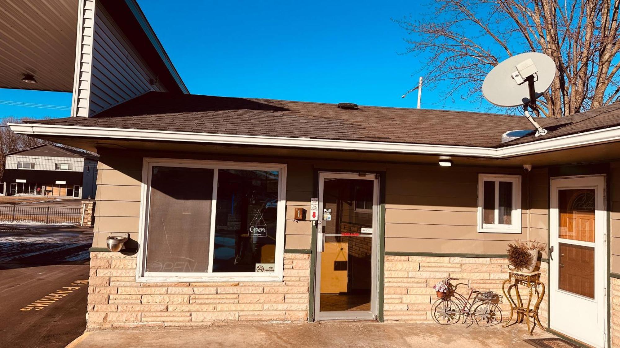 Currys Motel By Oyo Saginaw Mi المظهر الخارجي الصورة